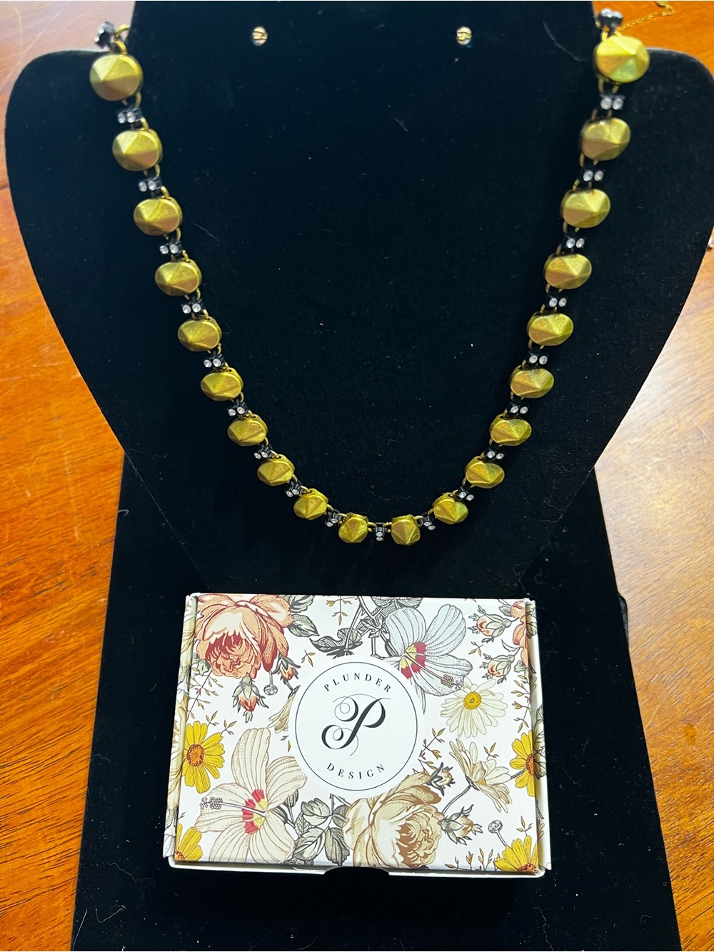 Plunder Olive-Gold Faceted Bead Necklace